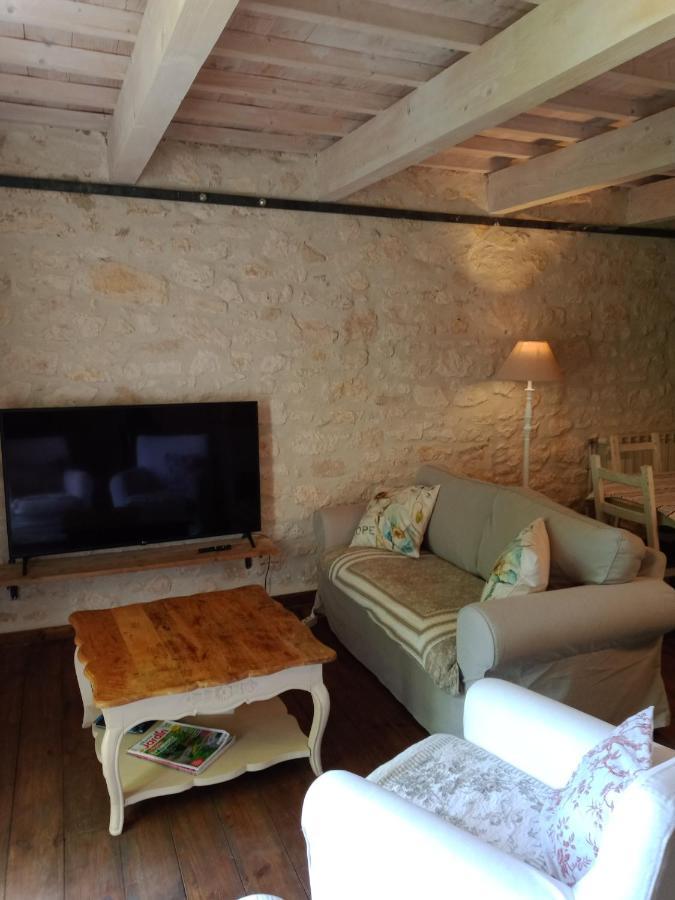 Apartmán Mas De Karlotte Pernes-les-Fontaines Exteriér fotografie